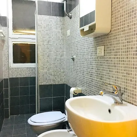 With One Bedroom In With Wifi 50 Km From The Beach * Рим